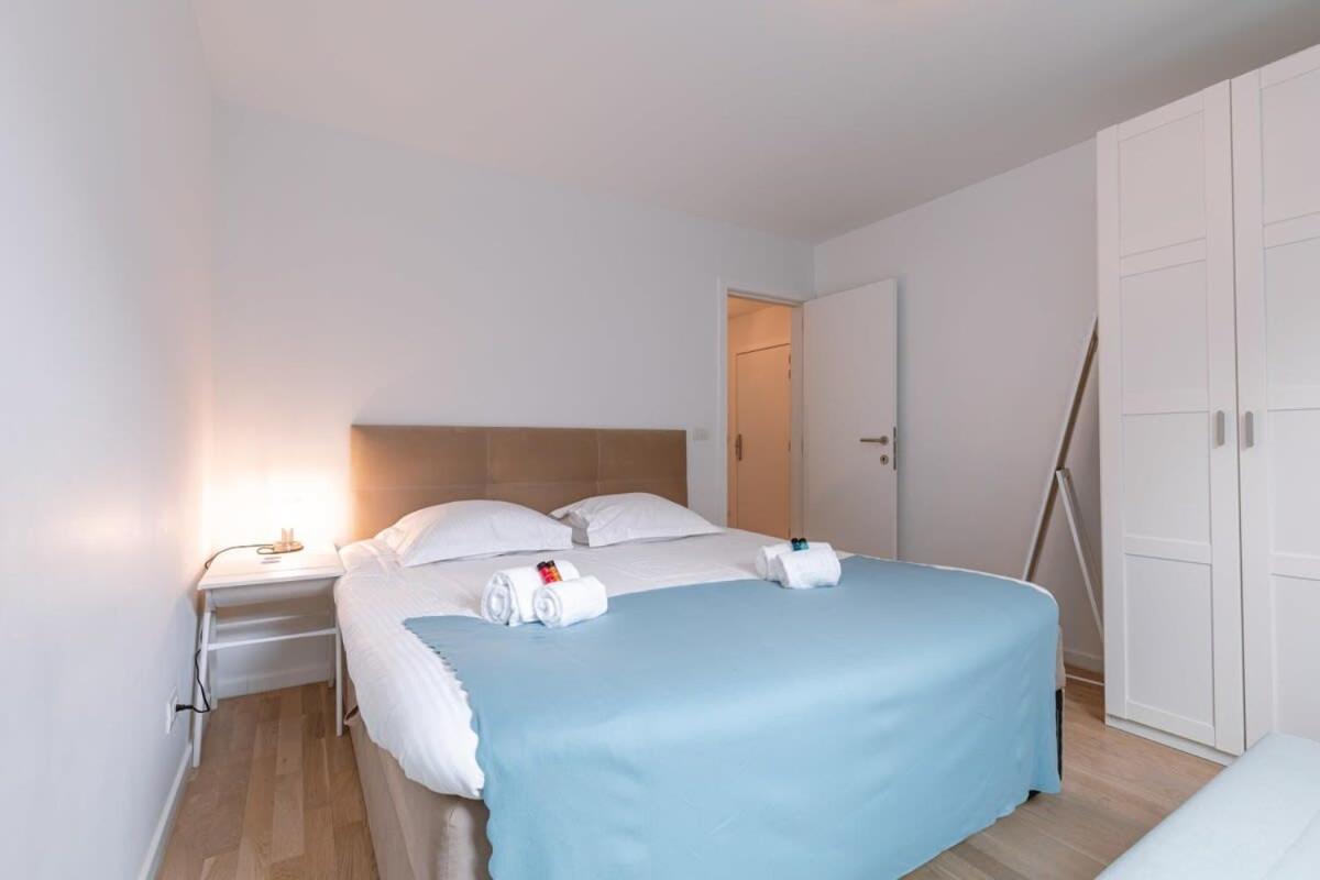 Bright Apartment Nearby The Beach In De Haan Esterno foto
