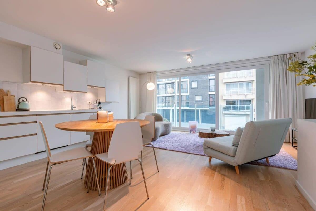 Bright Apartment Nearby The Beach In De Haan Esterno foto